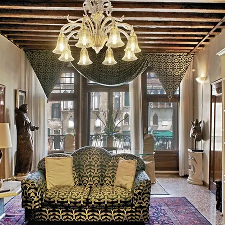 Luxury San Firmino Canal View Venezia