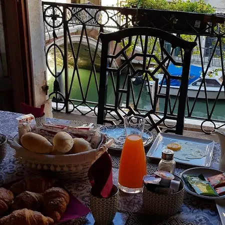 Bed & Breakfast Luxury San Firmino Canal View 2*