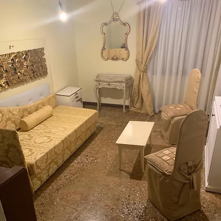 San Firmino Canal View Bed & Breakfast 2*