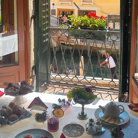 Bed & Breakfast Luxury San Firmino Canal View Venezia