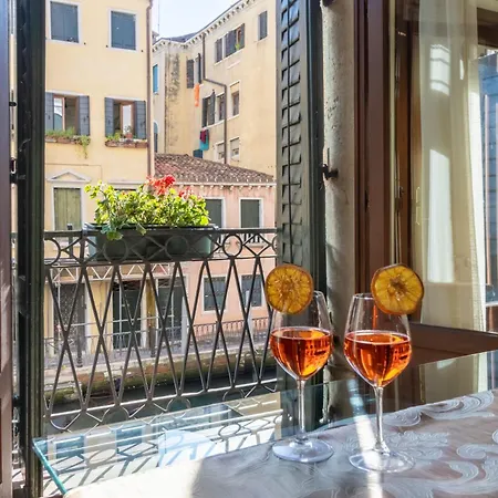 Luxury San Firmino Canal View 4*