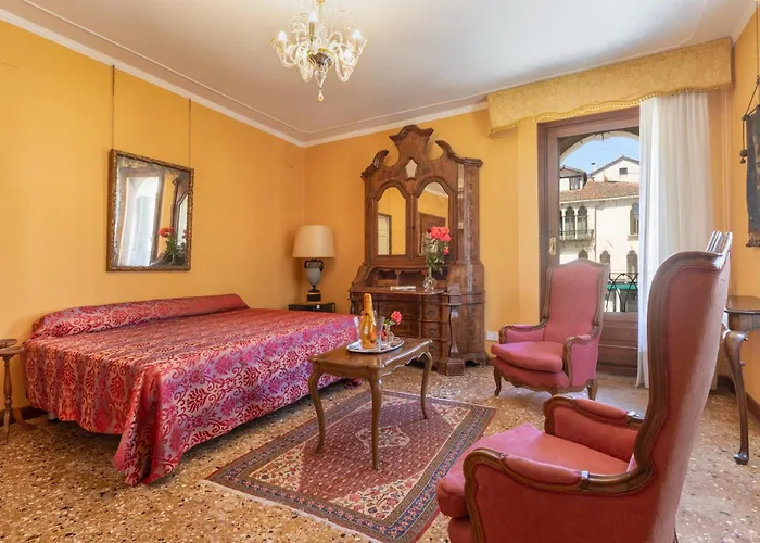 Palazzo San Firmino Canal View Bed & Breakfast 4*