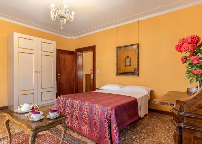 Palazzo San Firmino Canal View 4*