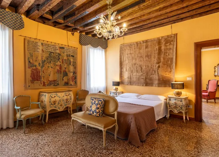 Bed & Breakfast Palazzo San Firmino Canal View