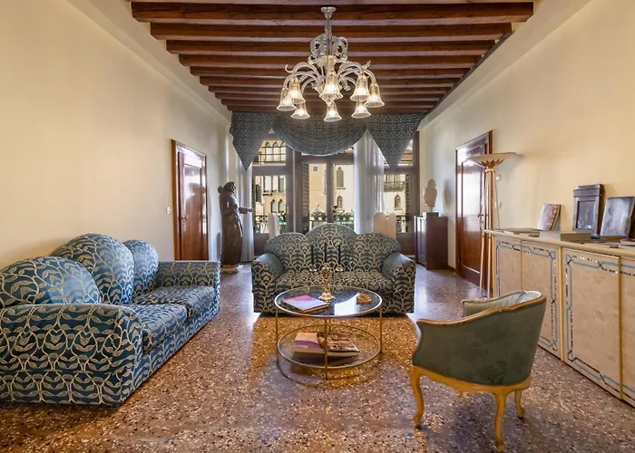 Palazzo San Firmino Canal View 4* Benátky