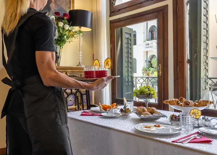 Bed & Breakfast Palazzo San Firmino Canal View 4*