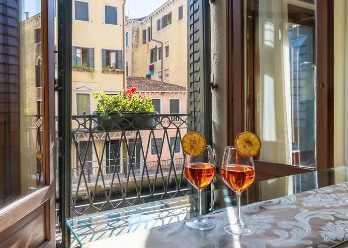 Palazzo San Firmino Canal View 4*