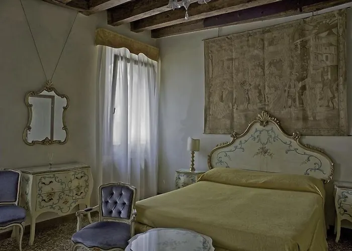 Palazzo San Firmino Canal View Bed & Breakfast 4*