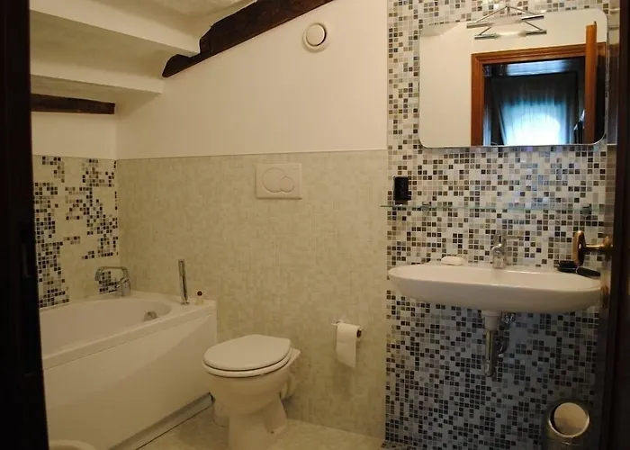 Palazzo San Firmino Canal View 4*