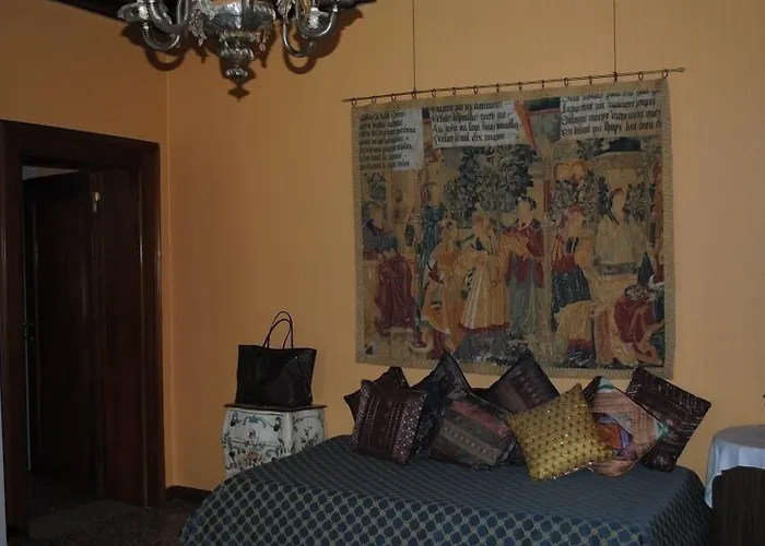 Palazzo San Firmino Canal View