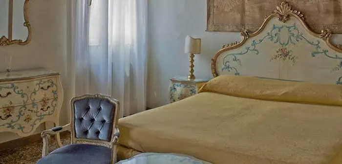 Bed & Breakfast Palazzo San Firmino Canal View 4*