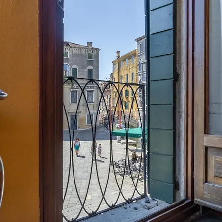 Luxury San Firmino Canal View Bed & Breakfast