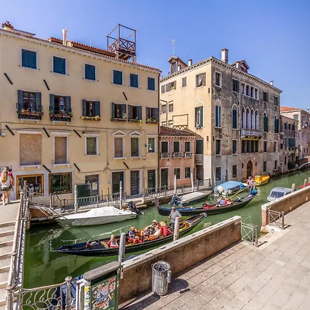 Bed & Breakfast Luxury San Firmino Canal View